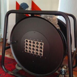 Adam Hall 16/4 30 m Analog Multicore