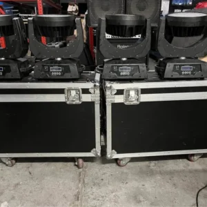 4x LED Moving Head Wash Lights in Cases
