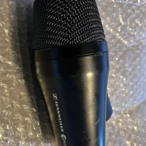 Sennheiser e902 Cardioid Dynamic Kick Drum Microphone