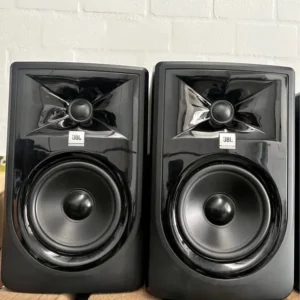 JBL 305P Studio Monitor Set