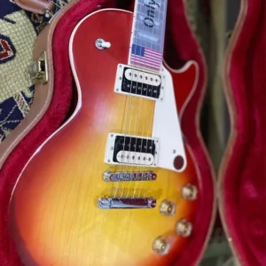 brand new old stock (NOS) Gibson Les Paul Classic (2017)