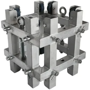 MOVABLE CORNER FOR TRUSS SEGMENTS