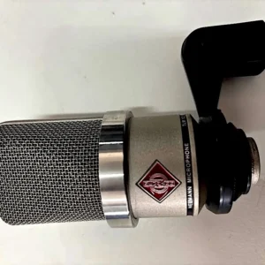 Neumann TLM 102 Large-Diaphragm Condenser Mic