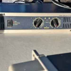Yamaha P3500 Power Amplifier