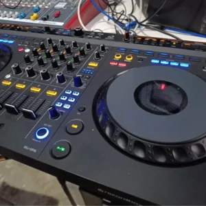 AlphaTheta DDJ-GRV6 4-channel DJ Controller